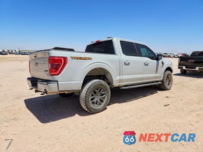Trzecie zdjęcie samochodu z tyłu: 2023 FORD F150 SUPERCREW VIN:1FTEW1E81PFD21271 - miniatura