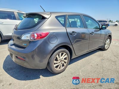 Trzecie zdjęcie samochodu z tyłu: 2013 MAZDA 3 I VIN:JM1BL1LP0D1792231 - miniatura