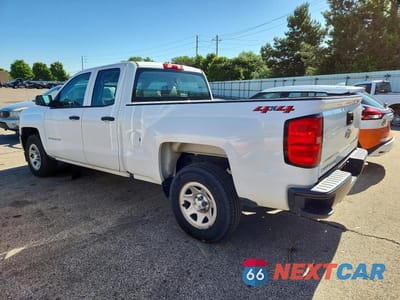Drugie zdjęcie samochodu z przodu: 2018 CHEVROLET SILVERADO K1500 VIN:1GCVKNEHXJZ284438 - miniatura