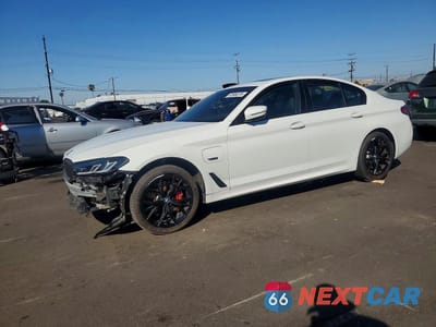 2023 BMW 530E WBA13AG01PCL44742 - główne zdjęcie licytacji z USA - miniatura