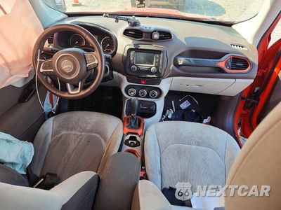 Zdjęcie 8 z 12 samochodu: 2017 JEEP RENEGADE LATITUDE VIN:ZACCJABB7HPG31185 - miniatura