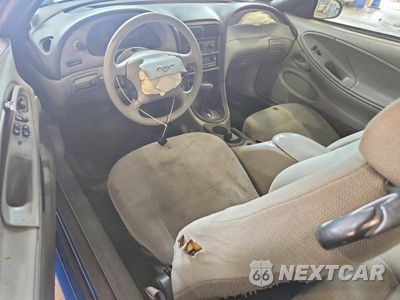 Zdjęcie 8 z 12 samochodu: 2000 FORD MUSTANG VIN:1FAFP4046YF162102 - miniatura