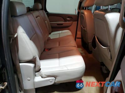 Zdjęcie 10 z 12 samochodu: 2010 CHEVROLET SILVERADO K1500 LTZ VIN:3GCRKTE2XAG214908 - miniatura