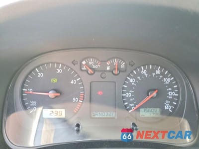 Zdjęcie 9 z 12 samochodu: 2002 VOLKSWAGEN JETTA GLS TDI VIN:3VWSP69M32M045279 - miniatura