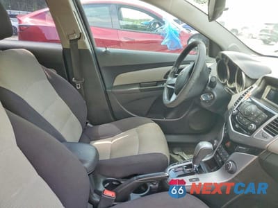 Zdjęcie 7 z 12 samochodu: 2013 CHEVROLET CRUZE LS VIN:1G1PA5SH4D7325283 - miniatura