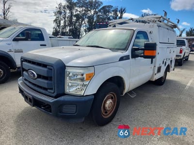 2013 FORD F350 SUPER DUTY 1FDRF3A62DEB92374 - główne zdjęcie licytacji z USA - miniatura