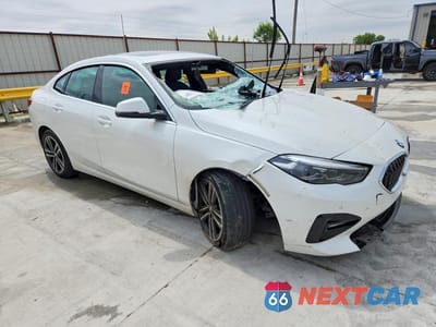 Czwarte zdjęcie samochodu z boku: 2020 BMW 228XI VIN:WBA73AK09L7G04764 - miniatura