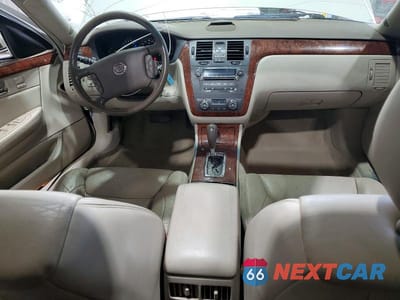 Zdjęcie 8 z 12 samochodu: 2006 CADILLAC DTS VIN:1G6KD57Y26U109196 - miniatura