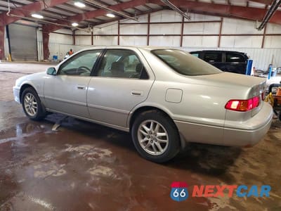 Drugie zdjęcie samochodu z przodu: 2000 TOYOTA CAMRY XLE V6 VIN:JT2BF28K5Y0253117 - miniatura