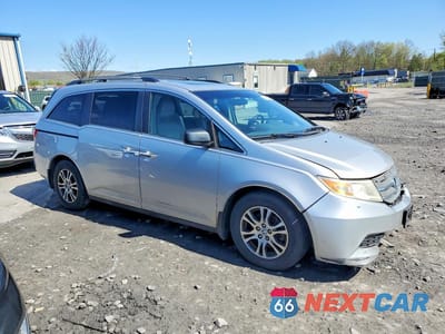 Czwarte zdjęcie samochodu z boku: 2013 HONDA ODYSSEY VIN:5FNRL5H61DB018387 - miniatura
