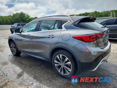 Drugie zdjęcie samochodu z przodu: 2017 INFINITI QX30 PREMIUM VIN:SJKCH5CR2HA038961 - miniatura