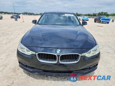 Piąte zdjęcie samochodu w środku: 2018 BMW 320 I VIN:WBA8E1G59JNU90189 - miniatura