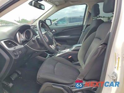 Zdjęcie 7 z 13 samochodu: 2019 DODGE JOURNEY SE VIN:3C4PDCBB1KT687093 - miniatura