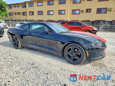 Czwarte zdjęcie samochodu z boku: 2023 CHEVROLET CAMARO LS VIN:1G1FB1RX0P0133192 - miniatura