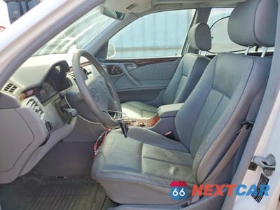 Zdjęcie 7 z 12 samochodu: 2000 MERCEDES-BENZ E 430 VIN:WDBJF70J0YB034491 - miniatura