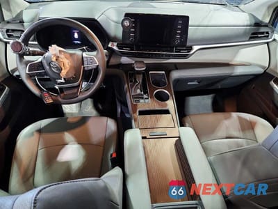 Zdjęcie 8 z 14 samochodu: 2024 TOYOTA SIENNA XLE VIN:5TDYRKEC1RS215663 - miniatura