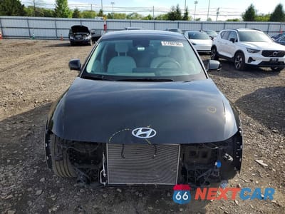 Piąte zdjęcie samochodu w środku: 2023 HYUNDAI IONIQ 5 LIMITED VIN:KM8KRDAF8PU136299 - miniatura