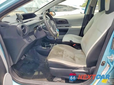Zdjęcie 7 z 13 samochodu: 2013 TOYOTA PRIUS C ONE VIN:JTDKDTB30D1054324 - miniatura