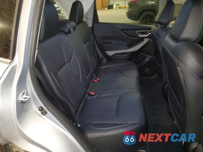 Zdjęcie 11 z 13 samochodu: 2024 SUBARU FORESTER LIMITED VIN:JF2SKALCXRH430794 - miniatura