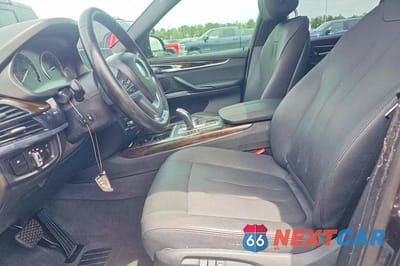 Zdjęcie 11 z 14 samochodu: 2018 BMW X5 XDRIVE35I VIN:5UXKR0C54J0X91963 - miniatura