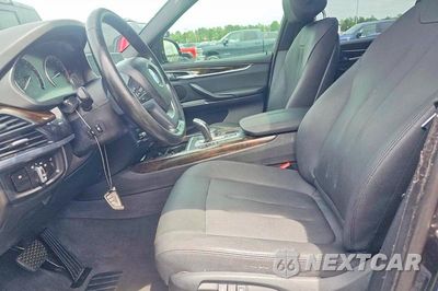 Zdjęcie 11 z 14 samochodu: 2018 BMW X5 XDRIVE35I VIN:5UXKR0C54J0X91963 - miniatura