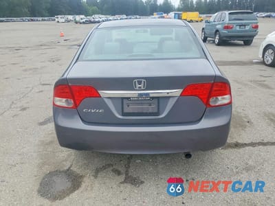 Zdjęcie 6 z 12 samochodu: 2009 HONDA CIVIC LX VIN:19XFA16549E045866 - miniatura