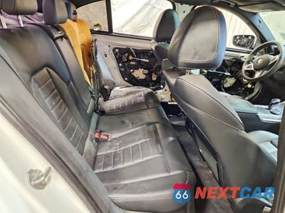 Zdjęcie 10 z 12 samochodu: 2019 BMW 330XI VIN:WBA5R7C52KAJ80636 - miniatura