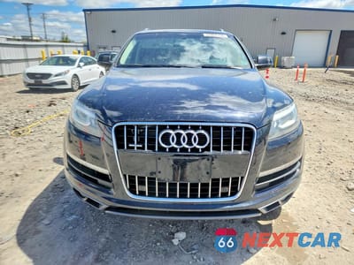 Piąte zdjęcie samochodu w środku: 2011 AUDI Q7 PREMIUM PLUS VIN:WA1LGAFE4BD004513 - miniatura