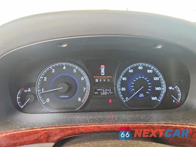 Zdjęcie 9 z 12 samochodu: 2013 HYUNDAI EQUUS ULTIMATE VIN:KMHGH4JH3DU072498 - miniatura