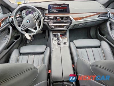 Zdjęcie 8 z 12 samochodu: 2017 BMW 530 XI VIN:WBAJA7C32HG905744 - miniatura