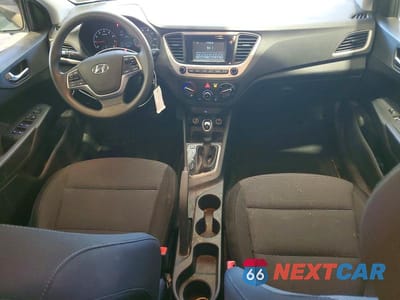 Zdjęcie 8 z 12 samochodu: 2020 HYUNDAI ACCENT SE VIN:3KPC24A62LE100579 - miniatura