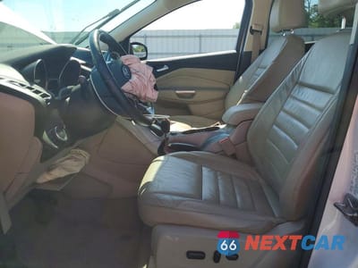 Zdjęcie 7 z 13 samochodu: 2016 FORD ESCAPE SE VIN:1FMCU0GX2GUC05175 - miniatura