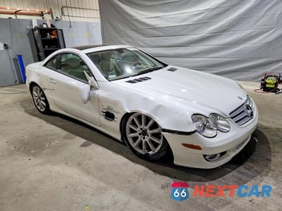Czwarte zdjęcie samochodu z boku: 2007 MERCEDES-BENZ SL 550 VIN:WDBSK71F67F126528 - miniatura