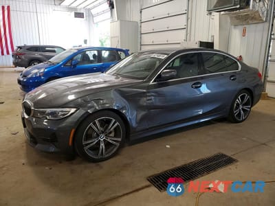 2020 BMW 330XI 3MW5R7J07L8B45322 - główne zdjęcie licytacji z USA - miniatura