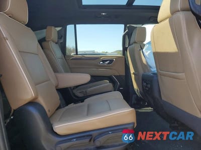 Zdjęcie 11 z 13 samochodu: 2024 CHEVROLET SUBURBAN K1500 PREMIER VIN:1GNSKFKD0RR244379 - miniatura