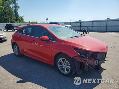 Czwarte zdjęcie samochodu z boku: 2018 CHEVROLET CRUZE LT VIN:3G1BE6SM9JS652308 - miniatura