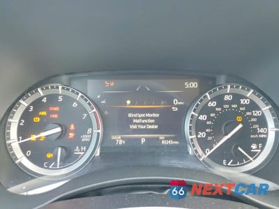 Zdjęcie 9 z 14 samochodu: 2021 TOYOTA HIGHLANDER XLE VIN:5TDGZRAH8MS086366 - miniatura