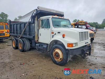 1996 INTERNATIONAL 4900 DUMP TRUCK 1HTSHAAR7TH390737 - główne zdjęcie licytacji z USA - miniatura
