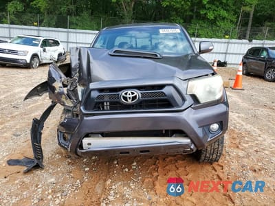 Piąte zdjęcie samochodu w środku: 2012 TOYOTA TACOMA PRERUNNER ACCESS CAB VIN:5TFTU4GN7CX014189 - miniatura
