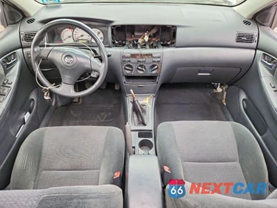Zdjęcie 8 z 13 samochodu: 2004 TOYOTA COROLLA S VIN:1NXBR32EX4Z219731 - miniatura