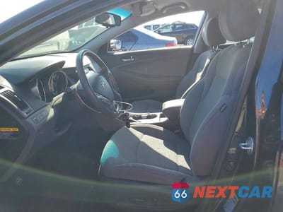 Zdjęcie 7 z 12 samochodu: 2012 HYUNDAI SONATA GLS VIN:5NPEB4AC4CH430010 - miniatura