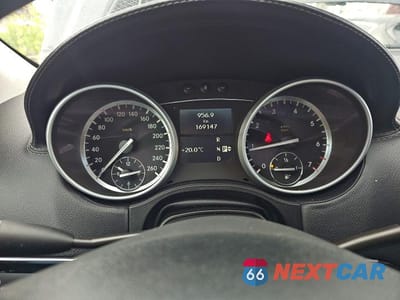 Zdjęcie 8 z 10 samochodu: 2011 MERCEDES-BENZ GL 450 4MATIC VIN:4JGBF7BE6BA738144 - miniatura