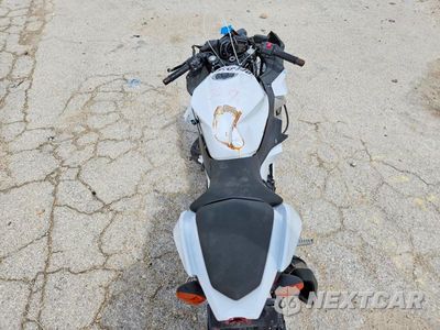 Zdjęcie 6 z 9 samochodu: 2020 KAWASAKI NINJA 1000 VIN:JKAEXKG19LDA81019 - miniatura