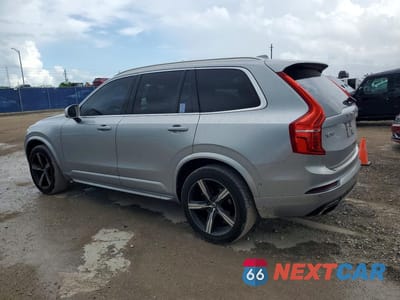 Drugie zdjęcie samochodu z przodu: 2018 VOLVO XC90 T5 VIN:YV4102KM7J1199640 - miniatura