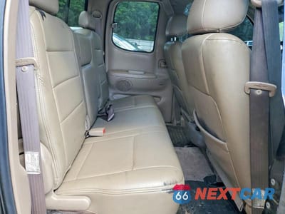 Zdjęcie 10 z 12 samochodu: 2003 TOYOTA TUNDRA ACCESS CAB LIMITED VIN:5TBBT48113S391092 - miniatura