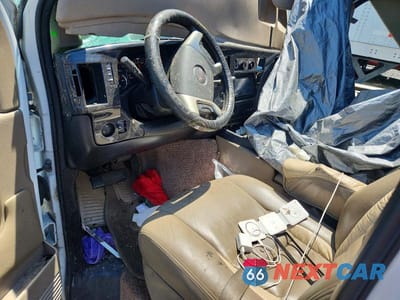 Zdjęcie 8 z 13 samochodu: 2013 GMC SAVANA RV G1500 3LT VIN:1GDS7DC40D1141740 - miniatura