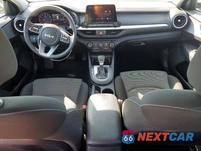Zdjęcie 8 z 12 samochodu: 2024 KIA FORTE LXS VIN:3KPF24AD6RE725460 - miniatura