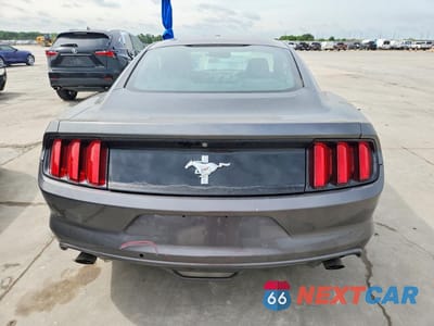 Zdjęcie 6 z 12 samochodu: 2015 FORD MUSTANG VIN:1FA6P8AMXF5386322 - miniatura