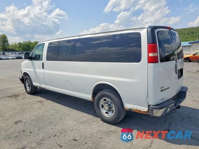 Drugie zdjęcie samochodu z przodu: 2010 CHEVROLET EXPRESS G3500 LT VIN:1GA2G1DG0A1180859 - miniatura