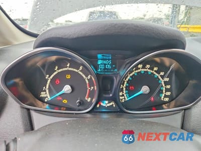 Zdjęcie 9 z 12 samochodu: 2015 FORD FIESTA SE VIN:3FADP4BJ4FM133334 - miniatura